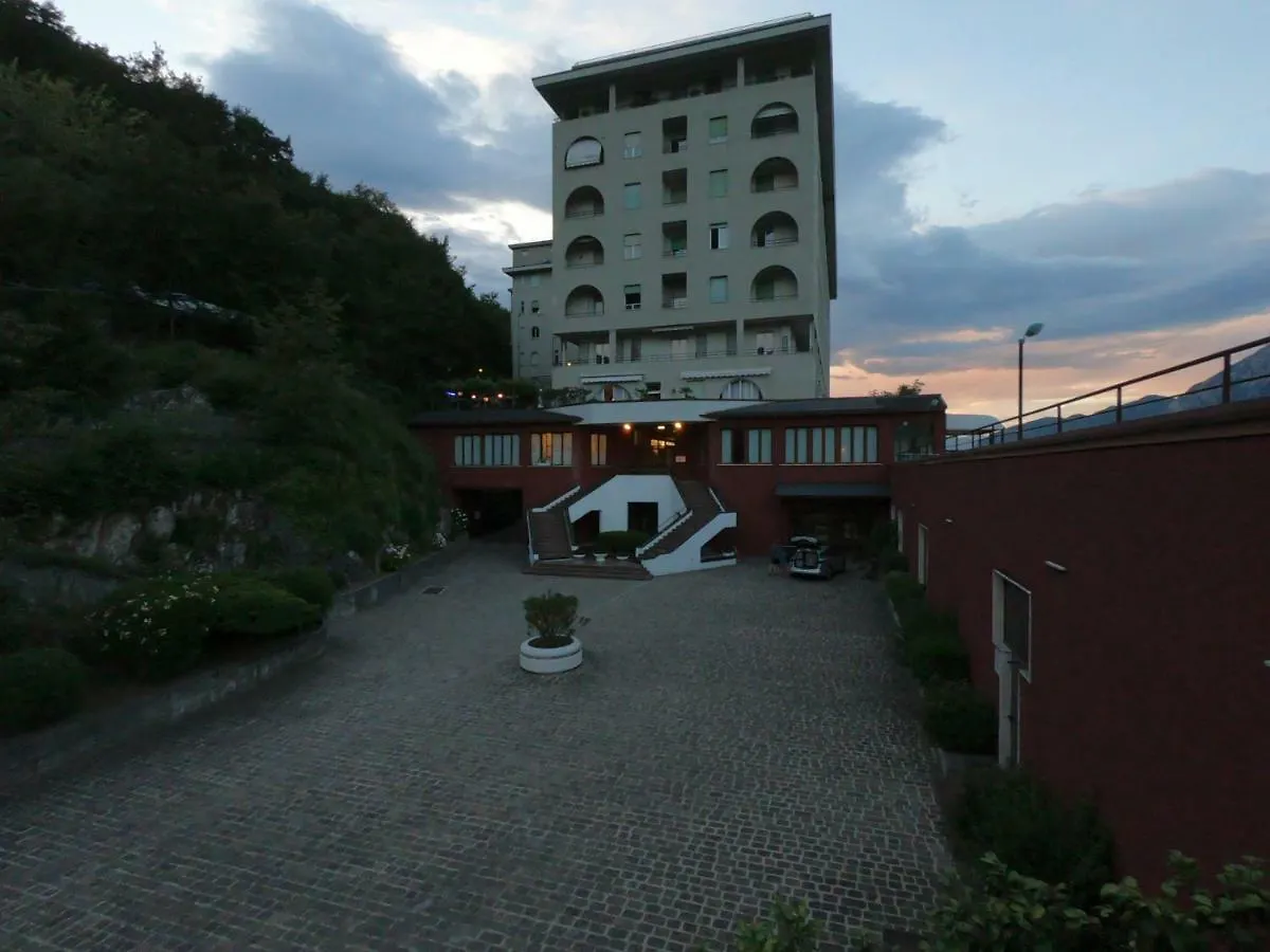 Kosmopolitan Residence Valbrona